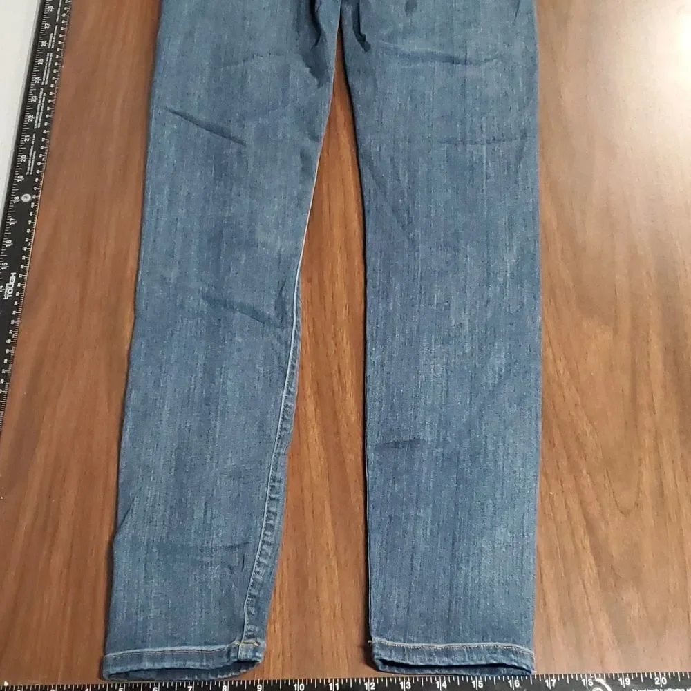 Liverpool | the Skinny Jeans Medium Blue Wash Victory‎ Color Size 6/30